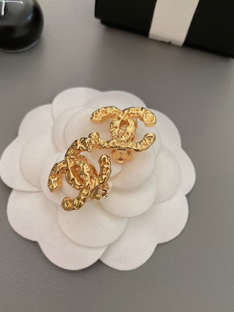 Vintage Chanel-Style Lava Texture Double C Earrings, High-End Clip-On Style